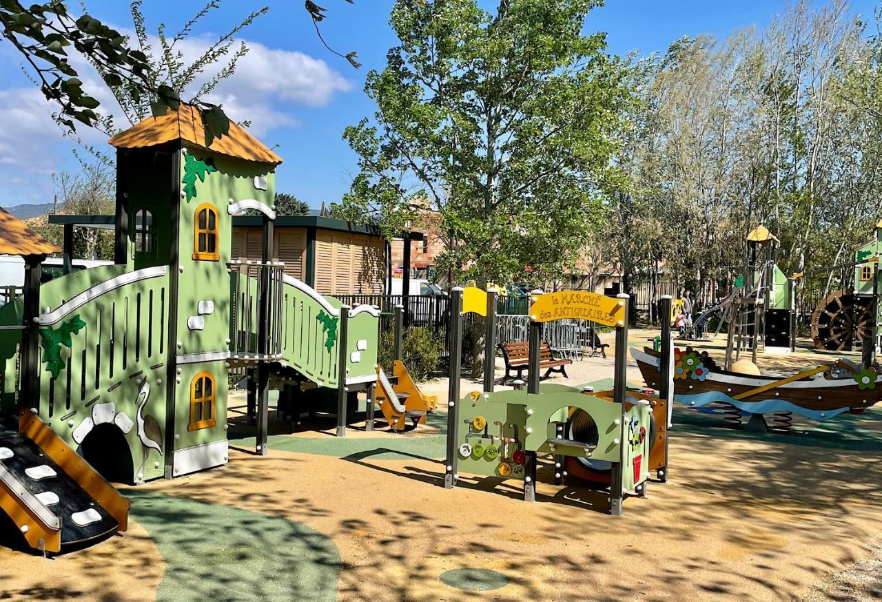 Quai Du Felibre Lägenhet LʼIsle-sur-la-Sorgue Exteriör bild